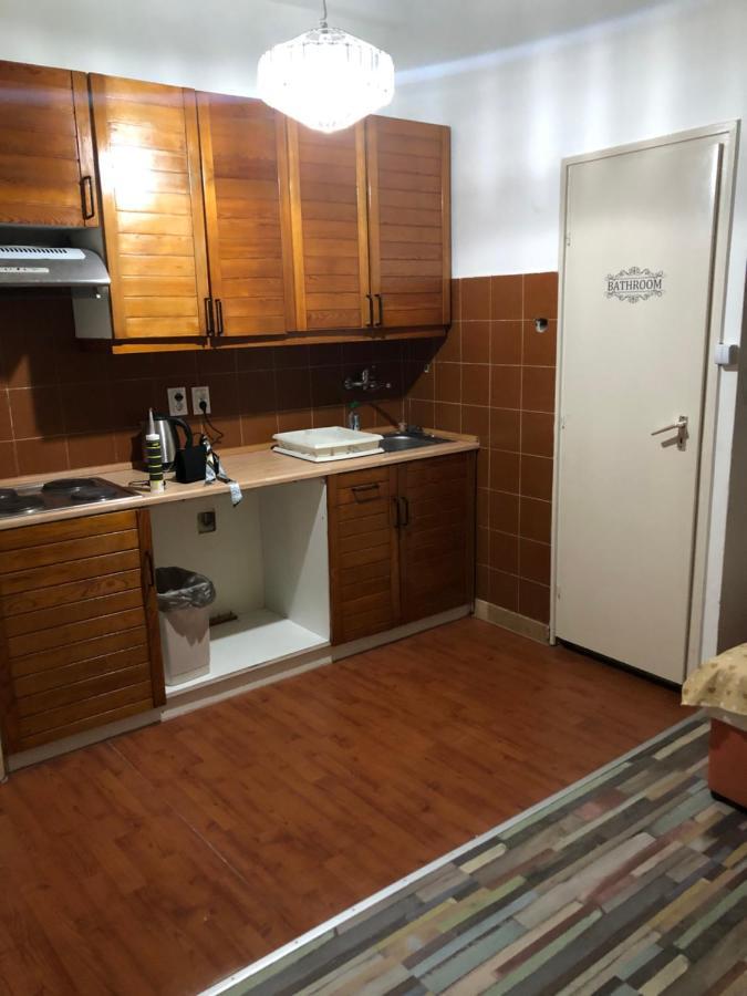 7Dab Apartment Bezeredj Contactless Self -Check-In Budapest Extérieur photo